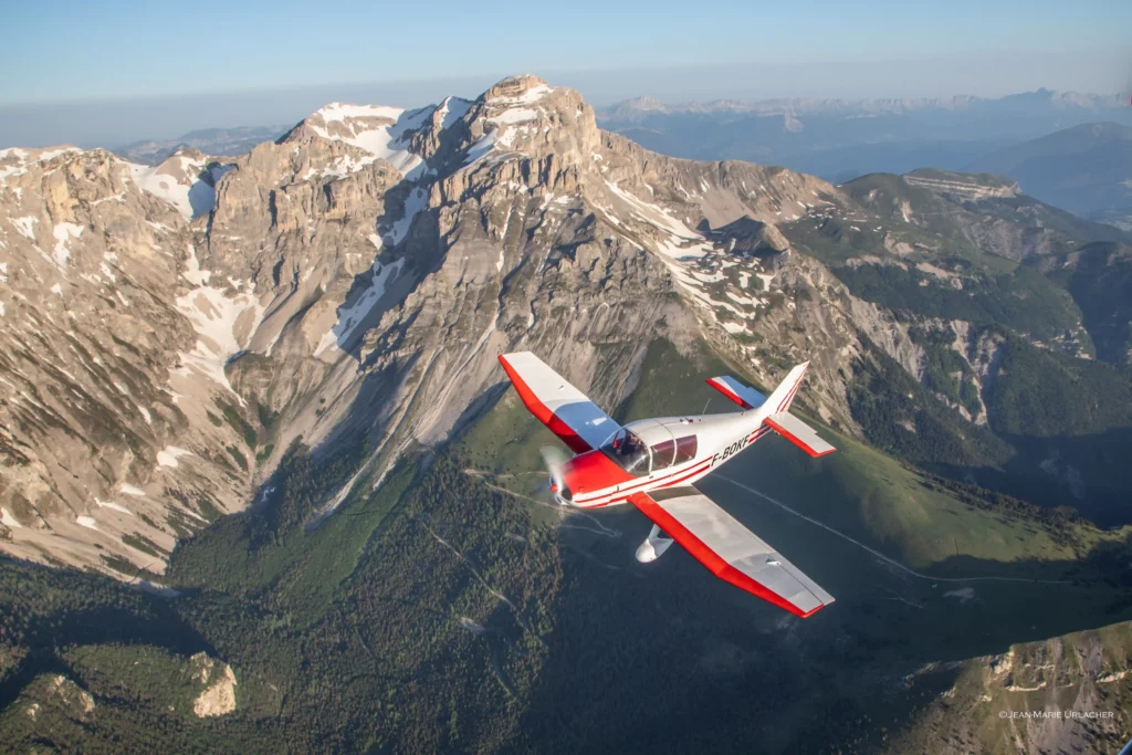 Alpines-Flight-vol-montagne